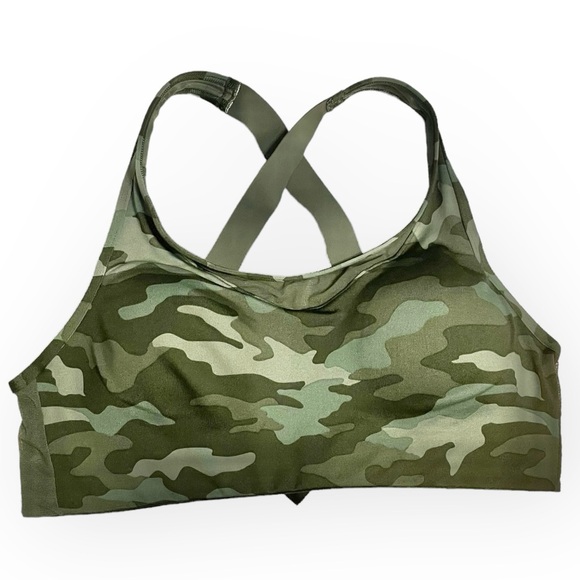 PINK Victoria's Secret Other - PINK SPORT Victoria's Secret army camouflage sports bra size M activewear gym